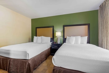 Deluxe Studio, Multiple Beds, Non Smoking